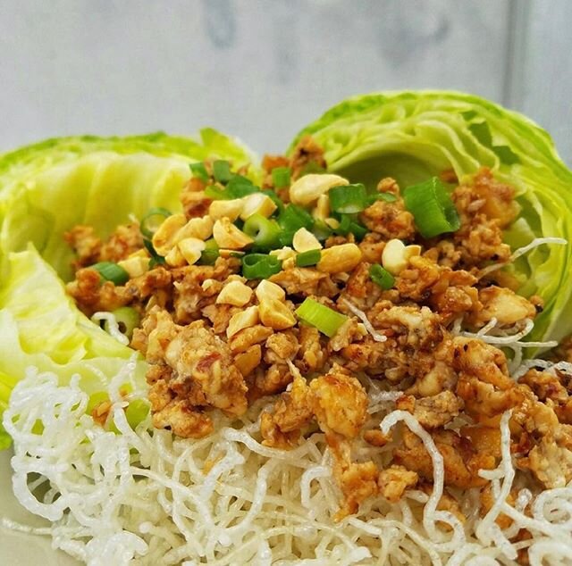 Goin&rsquo; Old School today... Chicken Lettuce Wraps 
Chicken Pozole &amp; Potato Leek Soup 
Bluemoontulsa.com
918-749-7800
#breakfast #lunch #dinnerkits #freshbaked #bread #pastries #pies #fresh #soups #salads #bestburgers ##lunchtimeintulsa #curb